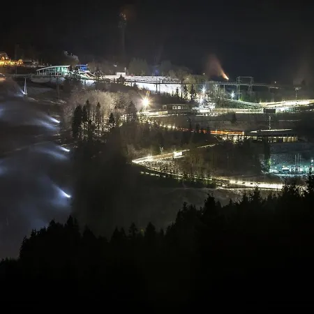 別荘 Uebernachten Sie In Der Naehe Des Winterbergskilifts